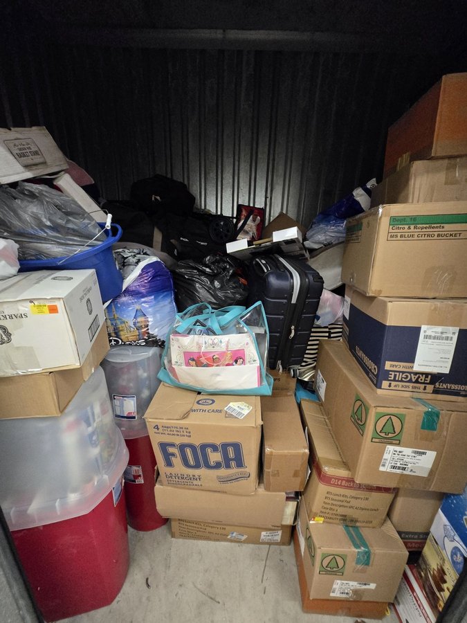 10 x 7 storage unit in Davie, FL
