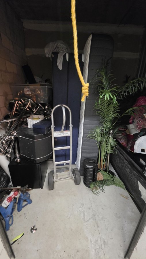 10 x 10 storage unit in Davie, FL