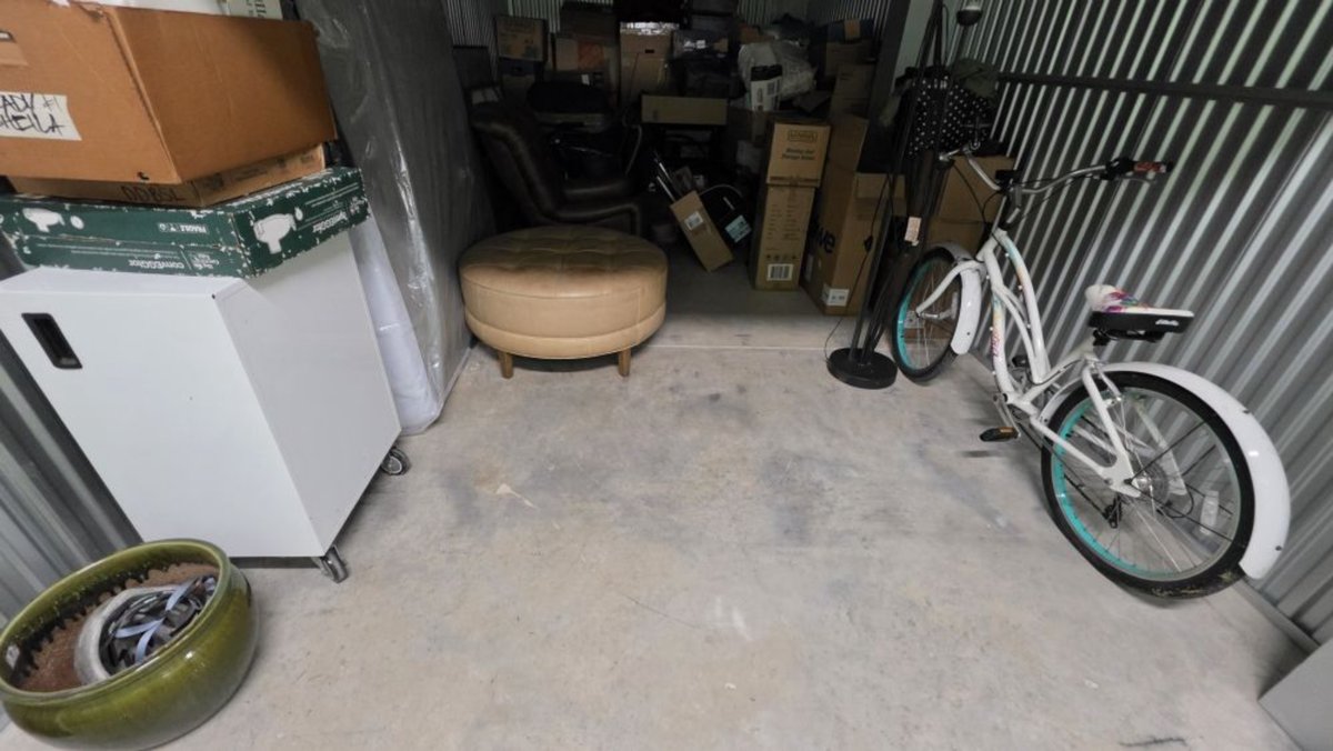 10 x 21 storage unit in Davie, FL