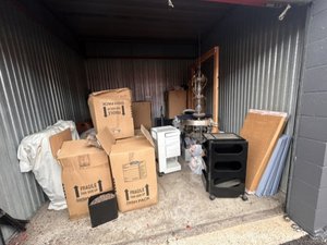 10 x 10 storage unit in Waukegan, IL