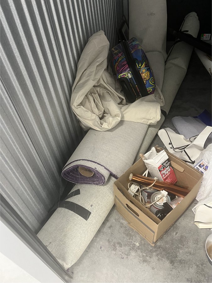5 x 10 storage unit in Los Angeles, CA