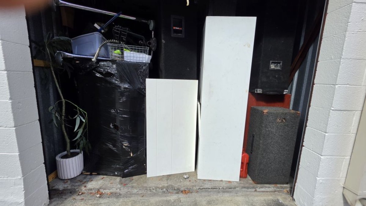 10 x 20 storage unit in Davie, FL