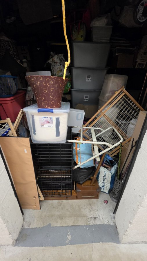 10 x 10 storage unit in Davie, FL