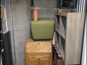 9 x 4 storage unit in Honolulu, HI