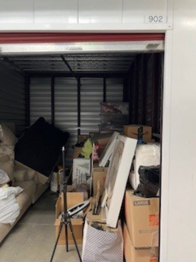 10 x 15 storage unit in Beaumont, CA