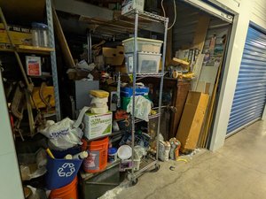 10 x 15 storage unit in Honolulu, HI