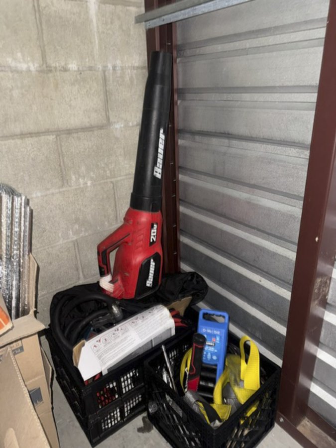 5 x 6 storage unit in West Los Angeles, CA