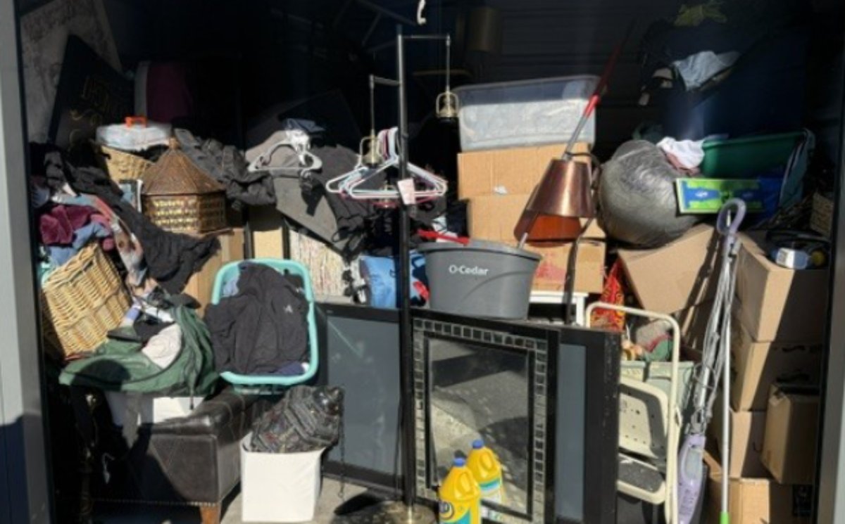 10 x 10 storage unit in East Wenatchee, WA