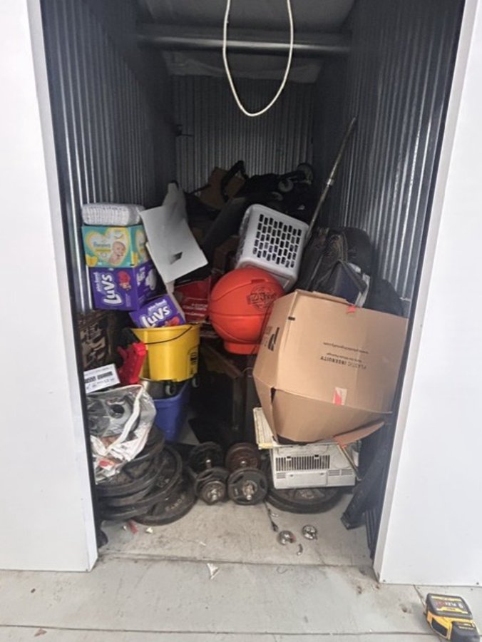 5 x 10 storage unit in Waukegan, IL