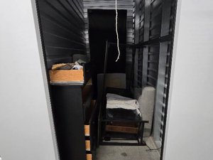 5 x 10 storage unit in Rialto, CA