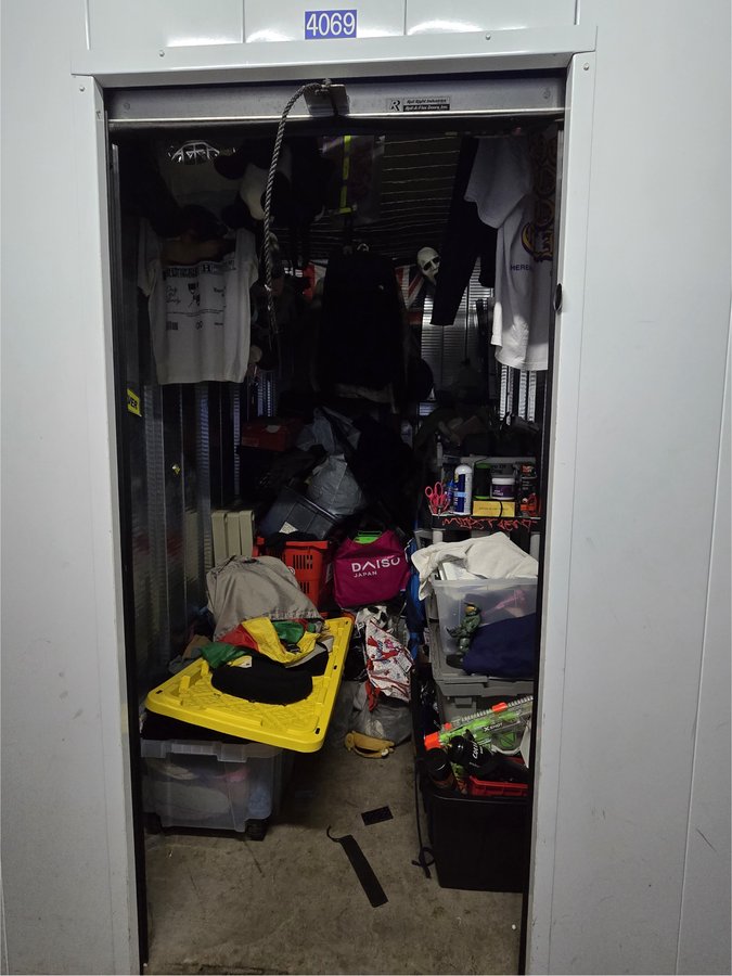 5 x 8 storage unit in Honolulu, HI