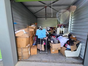 10 x 14 storage unit in Hollister, CA