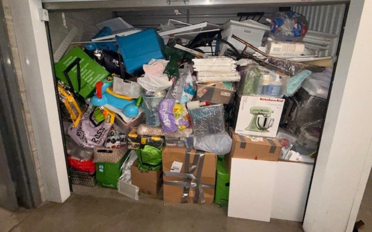 10 x 5 storage unit in West Los Angeles, CA