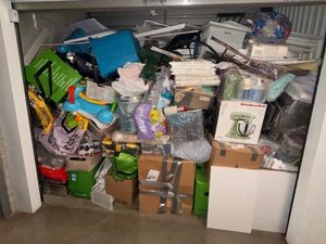 10 x 5 storage unit in West Los Angeles, CA