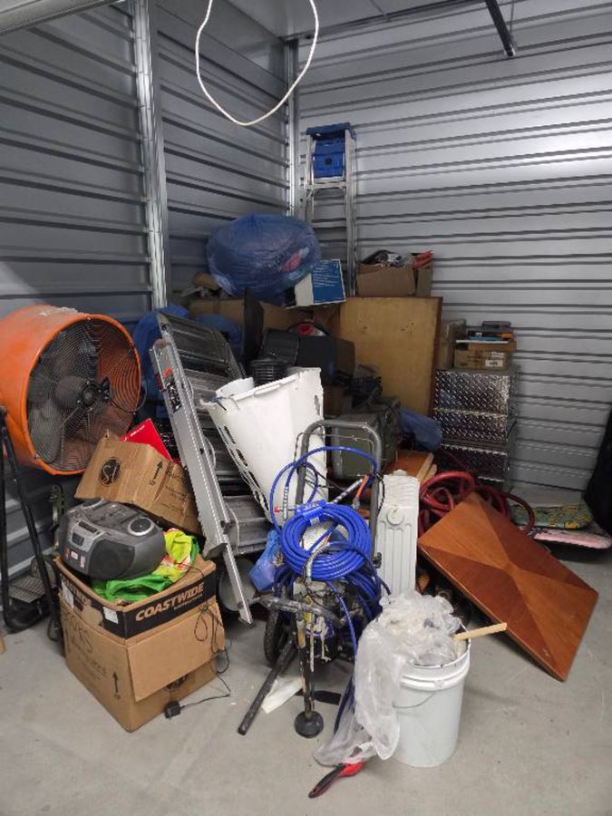 10 x 10 storage unit in Las Vegas, NV