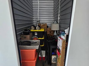 5 x 10 storage unit in Mesa, AZ