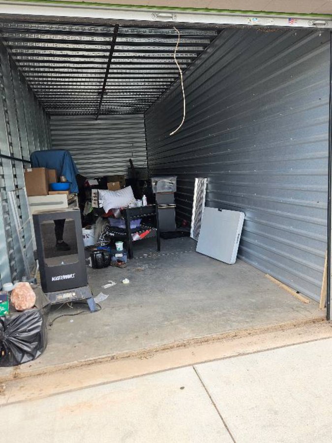 10 x 30 storage unit in Mesa, AZ