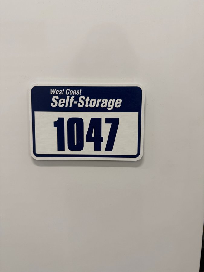 5 x 5 storage unit in Palm Desert, CA