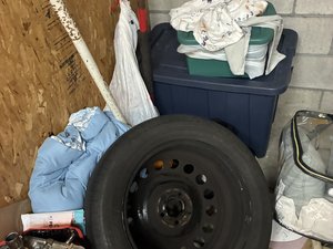 5 x 8 storage unit in Everett, WA