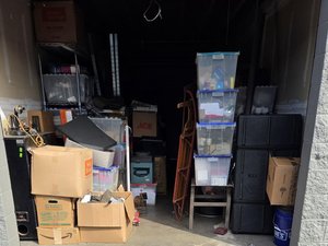 10 x 24 storage unit in Monroe, WA