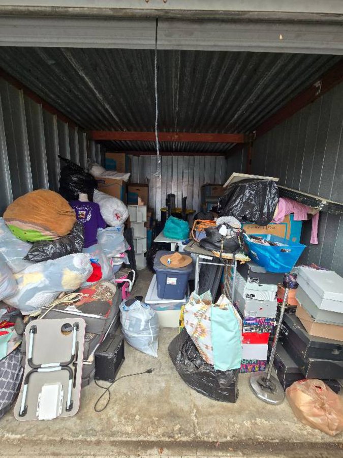 10 x 15 storage unit in Glendale, AZ