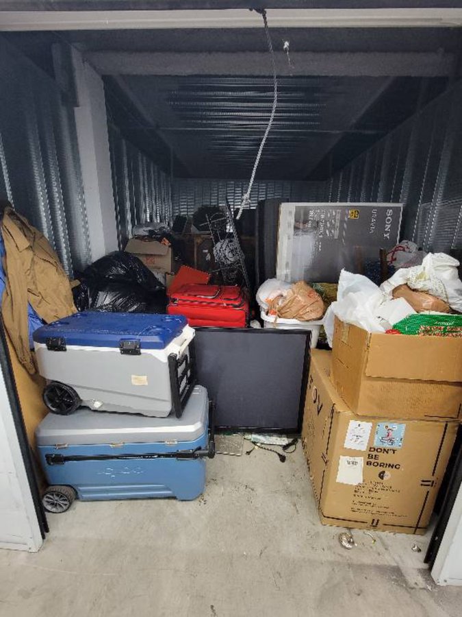 10 x 15 storage unit in San Pedro, CA