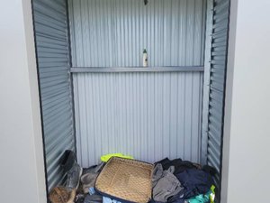 5 x 5 storage unit in Sacramento, CA