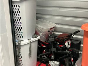5 x 4 storage unit in Honolulu, HI