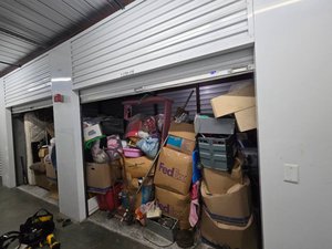20 x 10 storage unit in Oxnard, CA