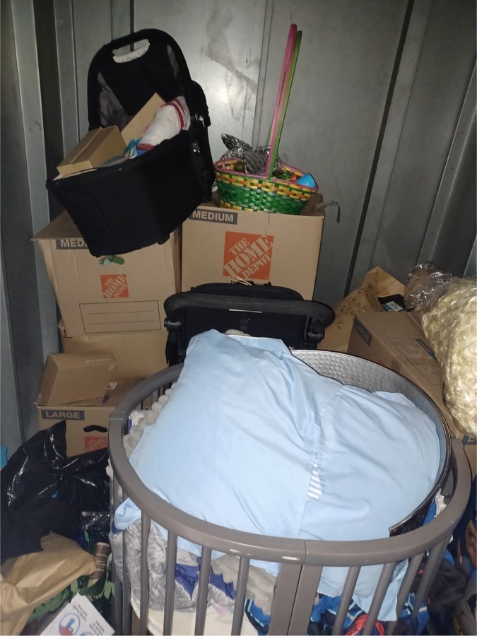 6 x 6 storage unit in Canoga Park, CA