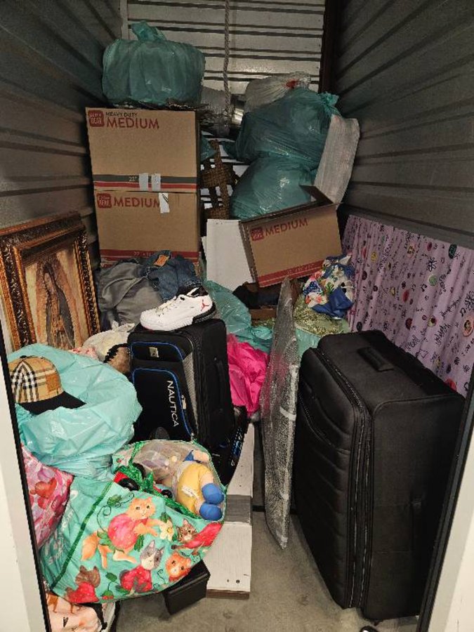 5 x 10 storage unit in Salinas, CA