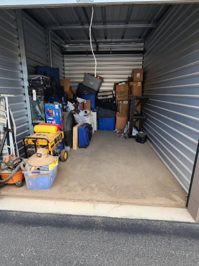 10 x 15 storage unit in Goodyear, AZ
