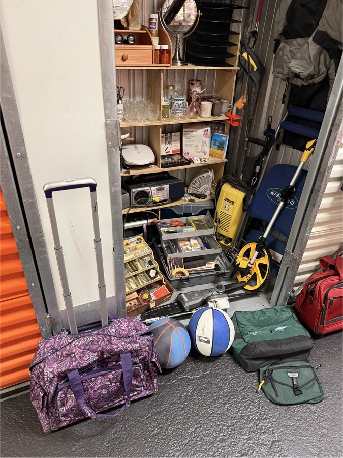 5 x 5 storage unit in Haledon, NJ