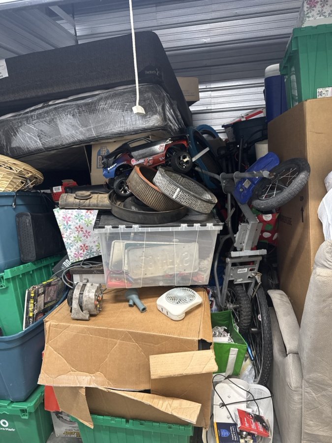 10 x 10 storage unit in Arvada, CO