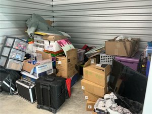10 x 7 storage unit in Nashville, TN