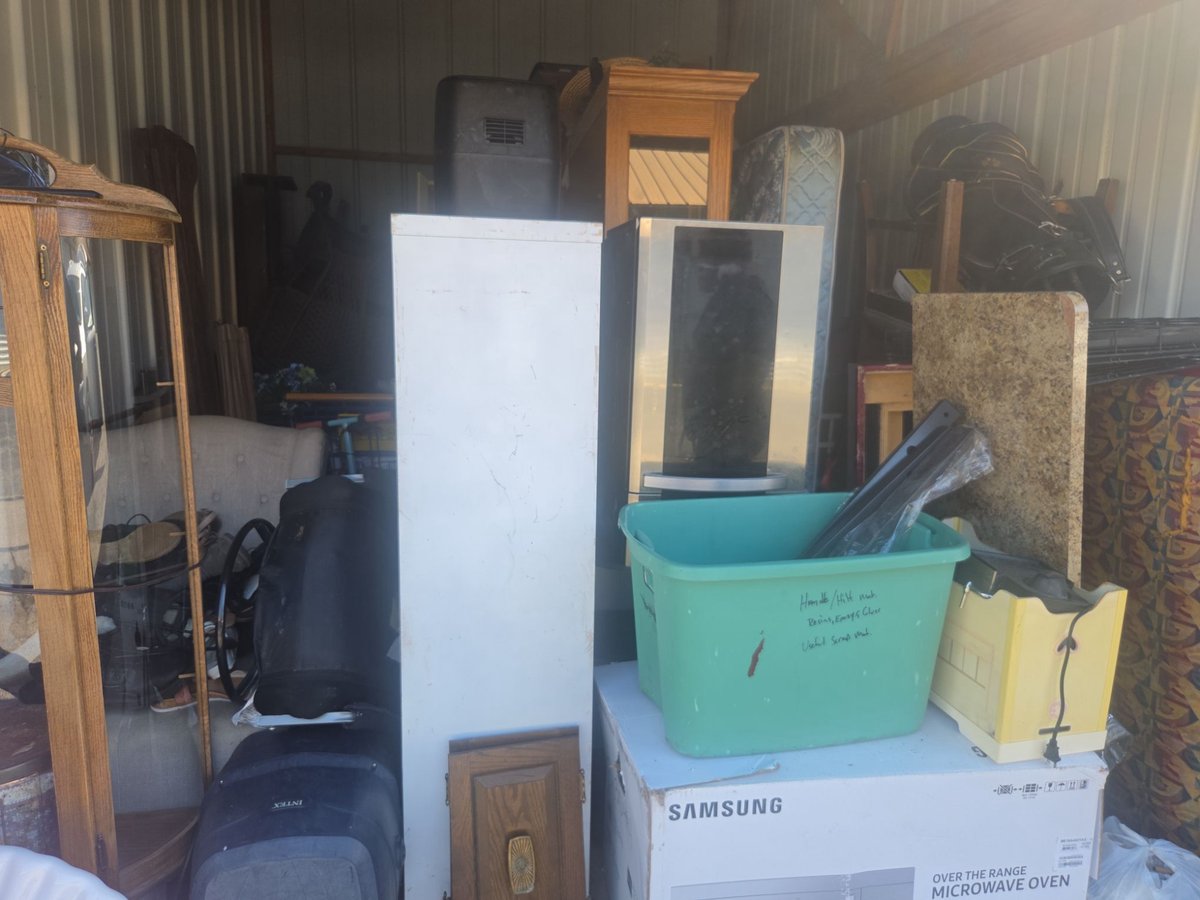 10 x 16 storage unit in Marysville, OH