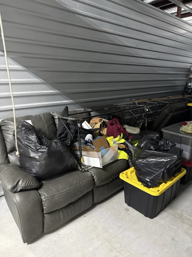 10 x 20 storage unit in Luling, LA