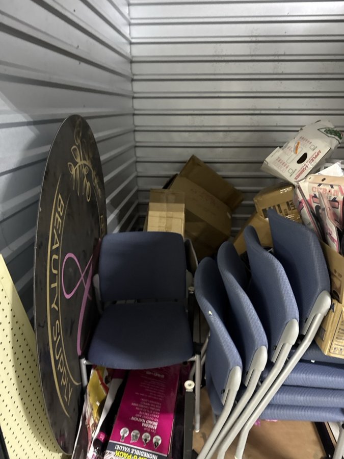 10 x 10 storage unit in Luling, LA