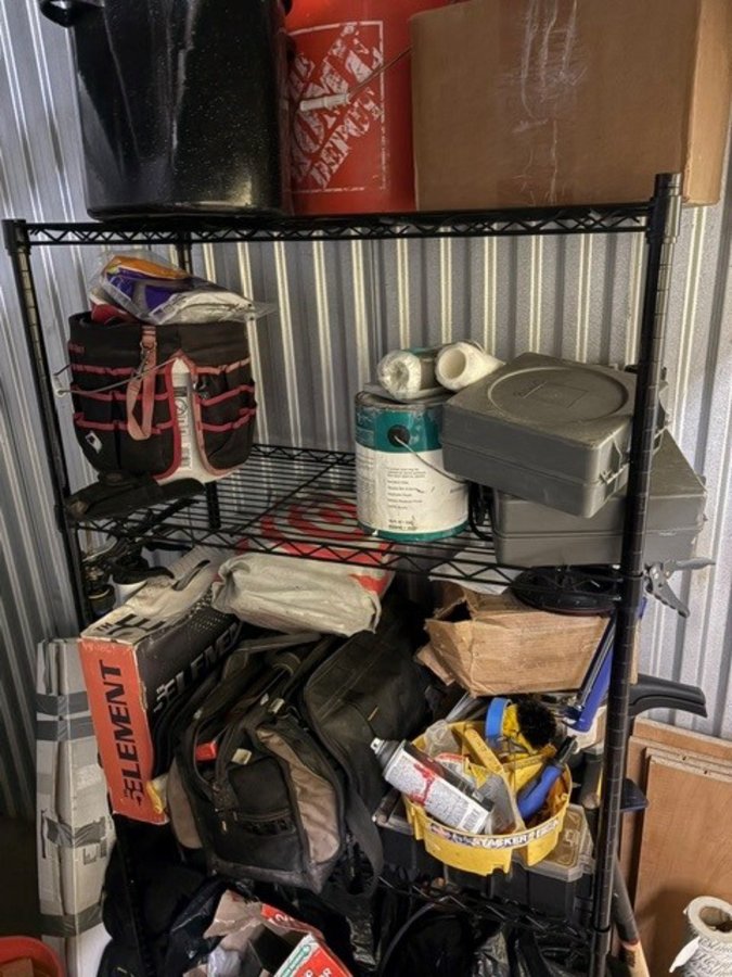 10 x 10 storage unit in Bronx, NY