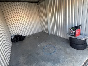 10 x 15 storage unit in Rockville, MD