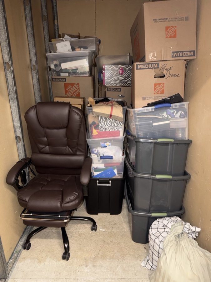 5 x 10 storage unit in Alexandria, VA