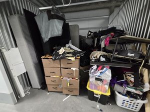 10 x 10 storage unit in Lexandria, VA