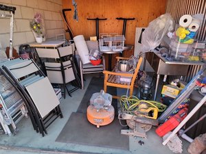 10 x 12 storage unit in Bakersfield, CA