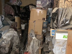 6 x 10 storage unit in Bakersfield, CA