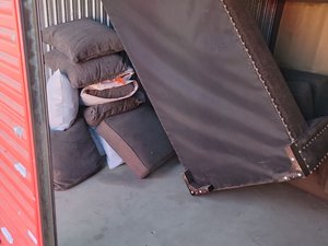 10 x 10 storage unit in Bakersfield, CA