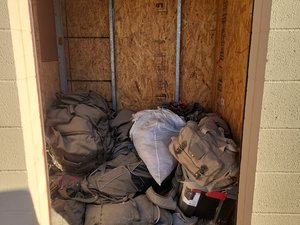 5 x 5 storage unit in Bakersfield, CA
