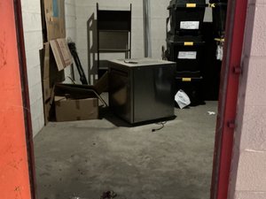 15 x 20 storage unit in Bakersfield, CA