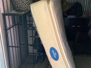 10 x 10 storage unit in Bakersfield, CA