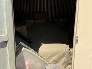 10 x 10 storage unit in Bakersfield, CA