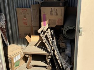 10 x 5 storage unit in Bakersfield, CA